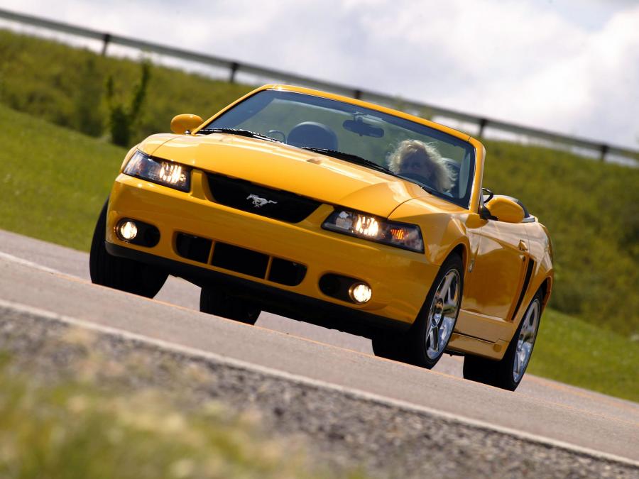  Ford Mustang SVT Cobra Convertible 2002 года  (фото 92 из 103)